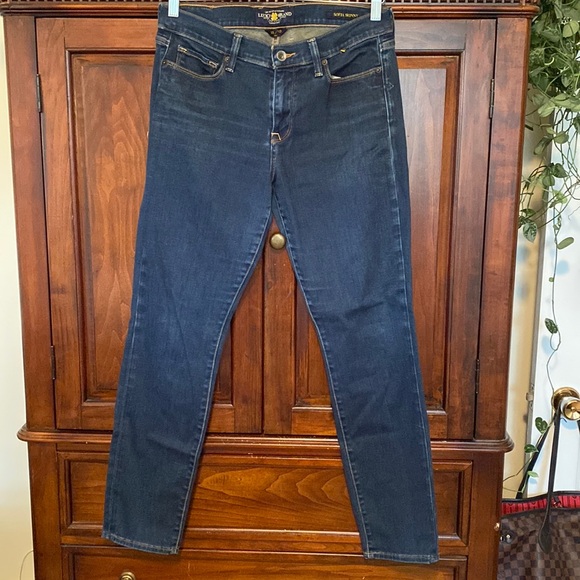 Lucky Brand Sophia Skinny Ankle soft dark wash mid rise Size 10 / 30 - Picture 3 of 13